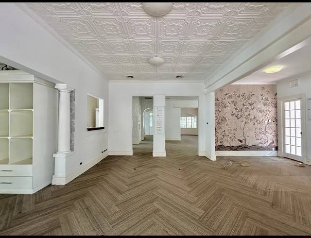 420M² OFFICE TO LET IN WINDERMERE